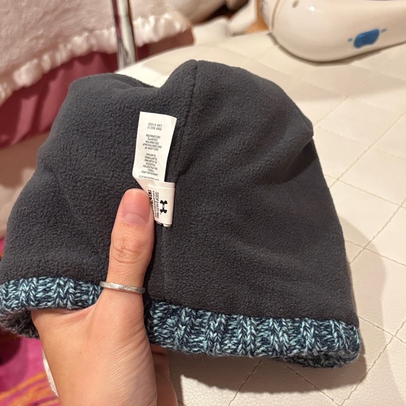 Under Armour Teal Knit Beanie - Picture 3 of 3